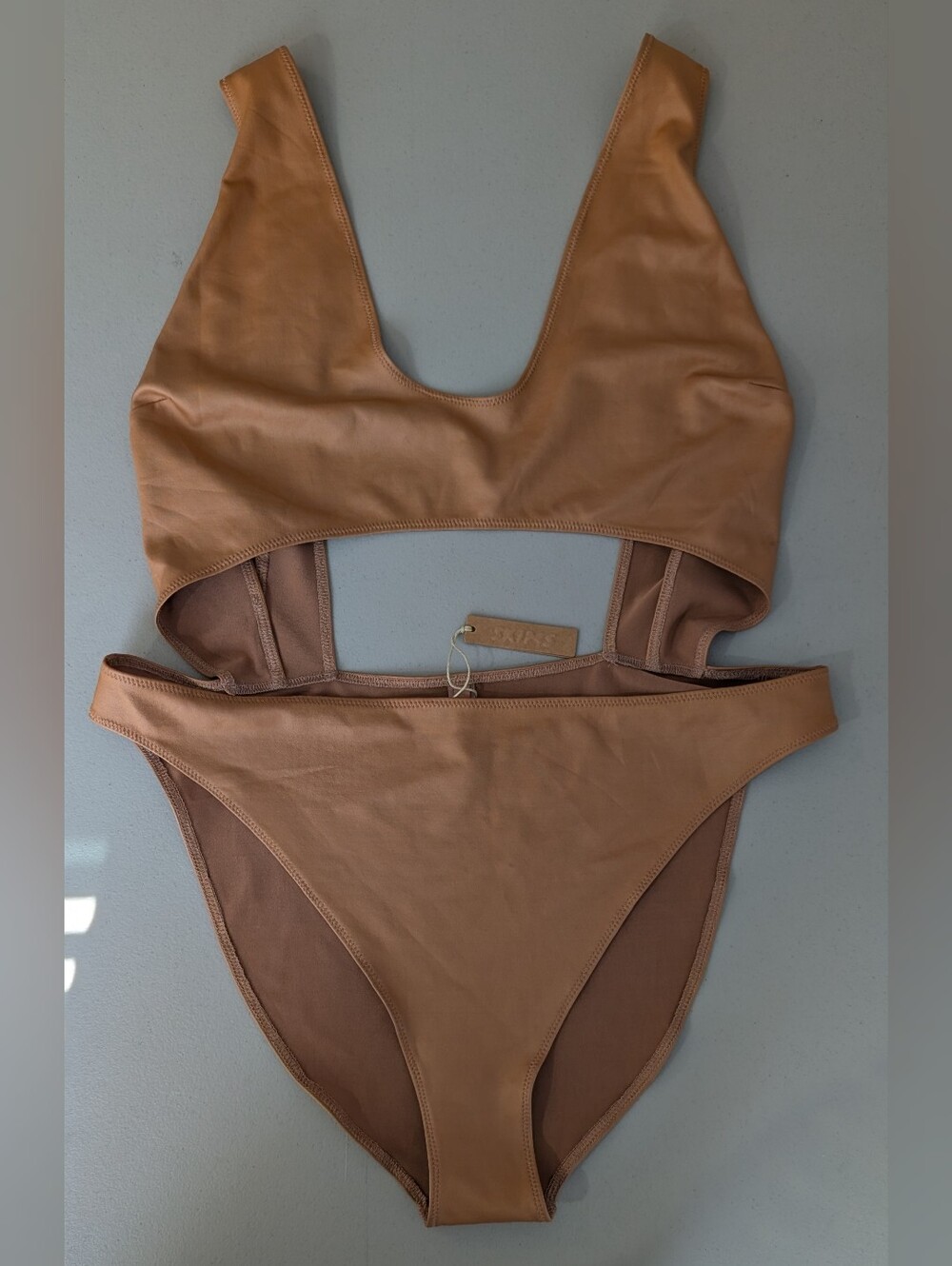 NWT SKIMS tan bodysuit, 4X